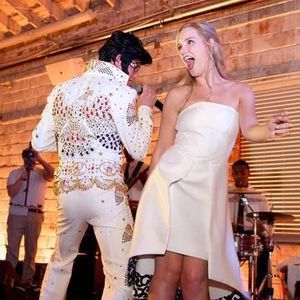 Meet your Posher, Gates